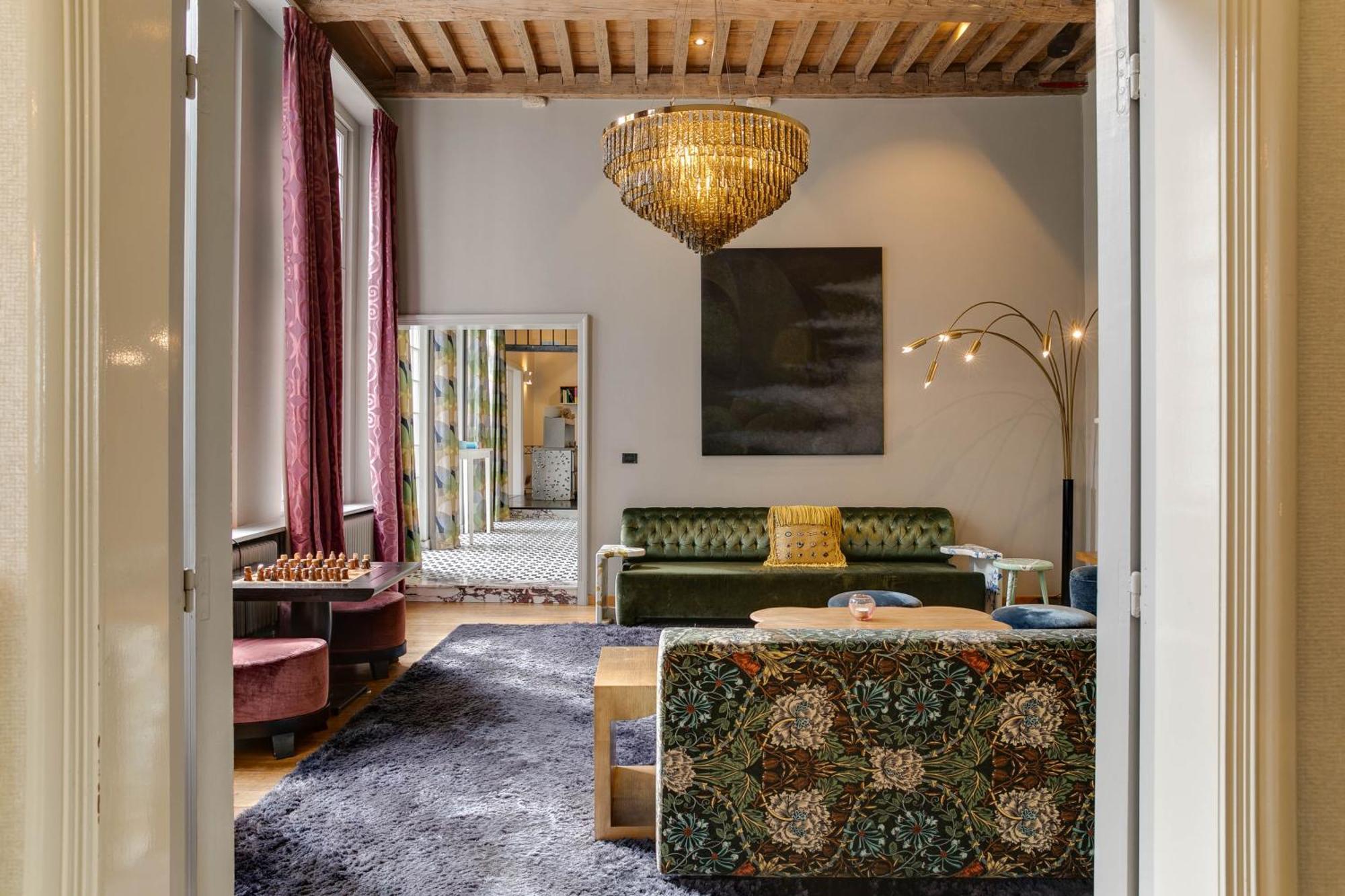 Small Luxury Hotel De Witte Lelie Антверпен Екстериор снимка