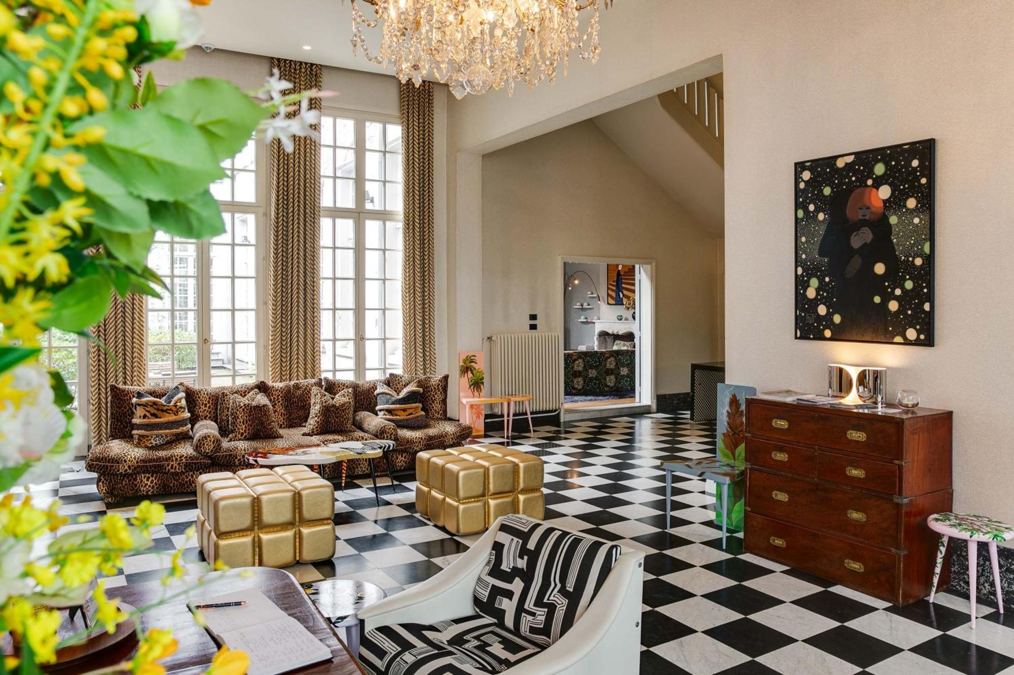 Small Luxury Hotel De Witte Lelie Антверпен Екстериор снимка
