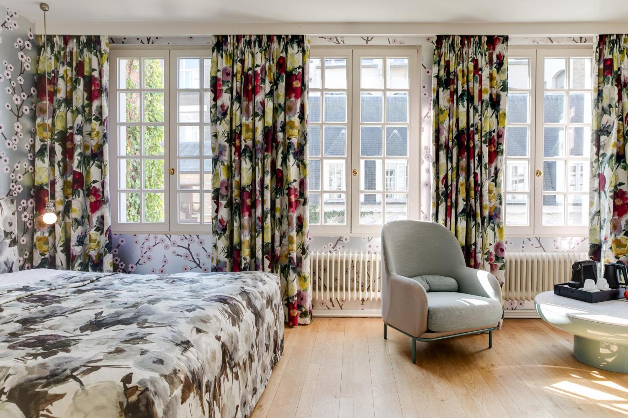 Small Luxury Hotel De Witte Lelie Антверпен Екстериор снимка